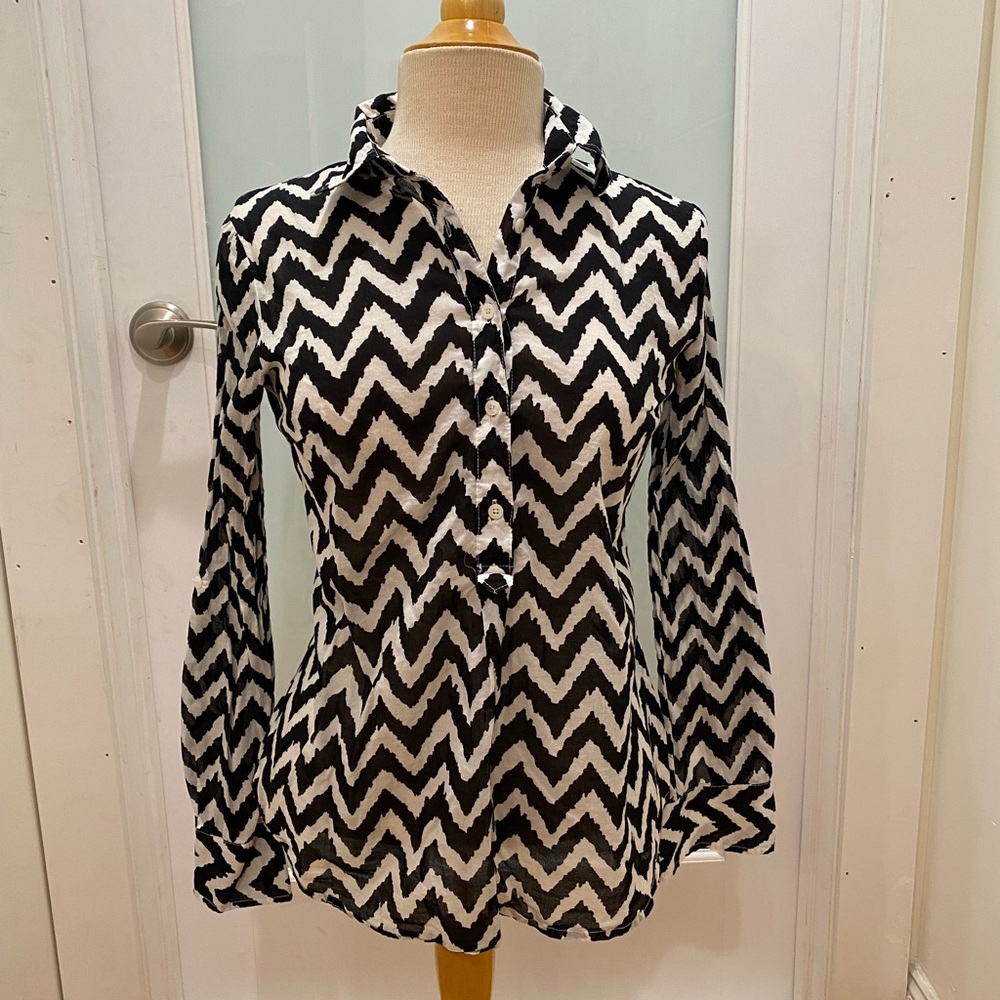 Dalia Collection top